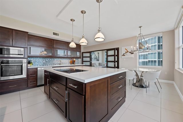 2110 N Ocean Boulevard 7B, Fort Lauderdale, FL 33305
