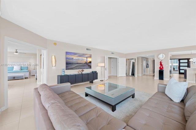 2110 N Ocean Boulevard 7B, Fort Lauderdale, FL 33305