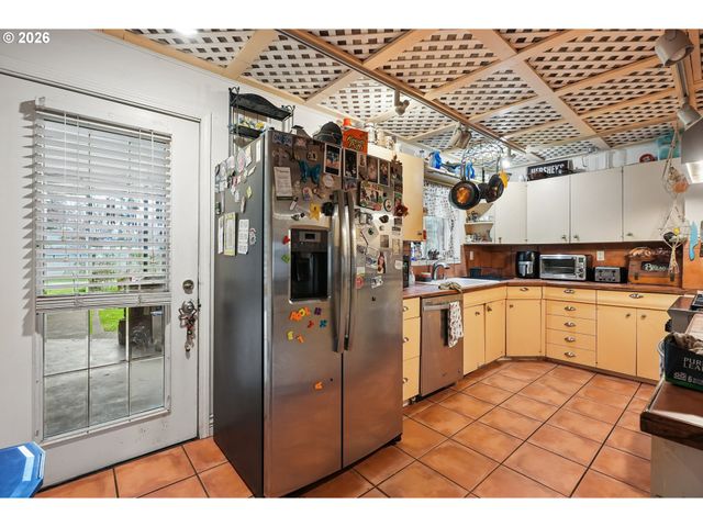 501 Se 157TH Ave, Portland, OR 97233