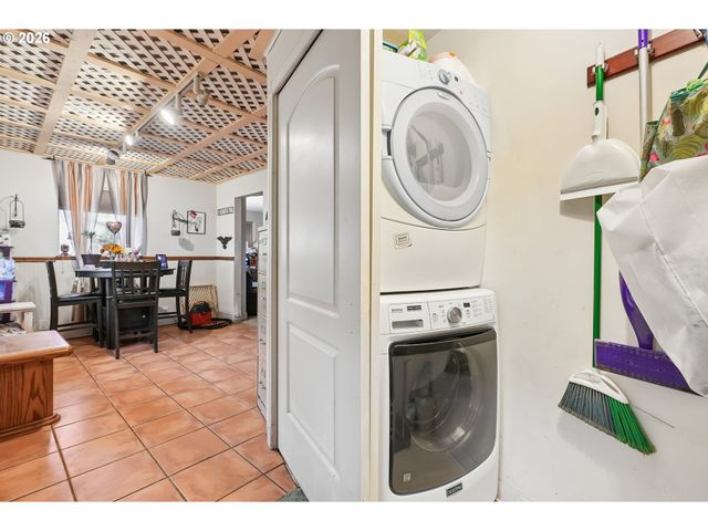 501 Se 157TH Ave, Portland, OR 97233