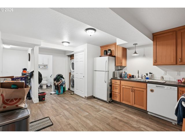 501 Se 157TH Ave, Portland, OR 97233