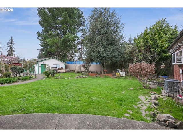 501 Se 157TH Ave, Portland, OR 97233