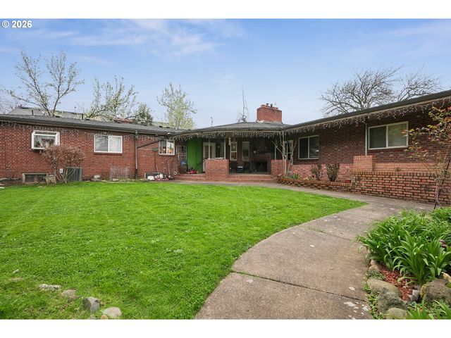 501 Se 157TH Ave, Portland, OR 97233