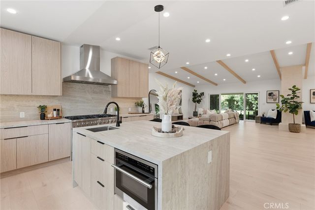 18653 Palomino Drive, Tarzana, CA 91356