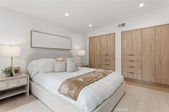 18653 Palomino Drive, Tarzana, CA 91356
