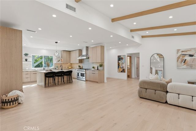 18653 Palomino Drive, Tarzana, CA 91356