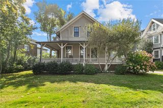 39 Powel Avenue 1, Newport, RI 02840