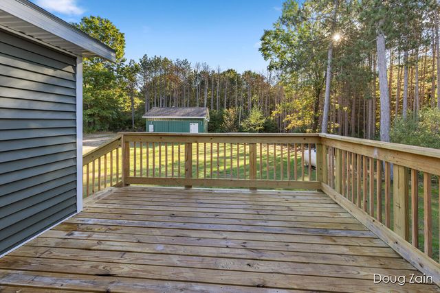 10037 W Colby Road, Montcalm Twp, MI 49326