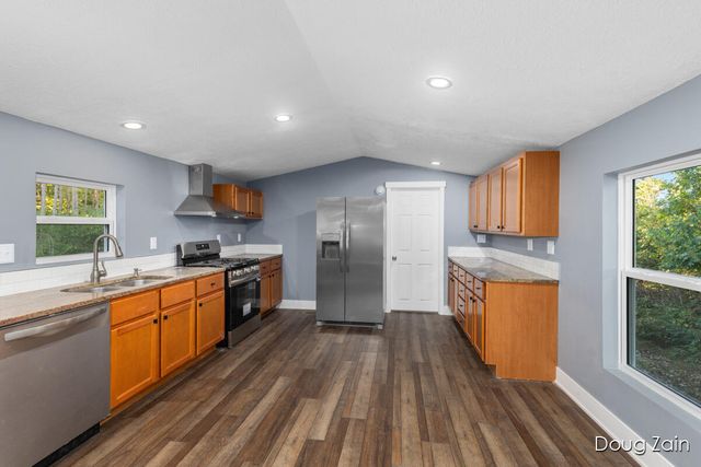 10037 W Colby Road, Montcalm Twp, MI 49326