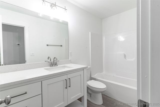 2430 W South Street, Collinsville, OK 74021