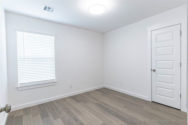 2430 W South Street, Collinsville, OK 74021