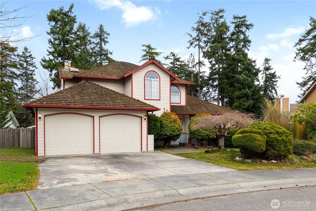 550 SW Muzzall Street, Oak Harbor, WA 98277