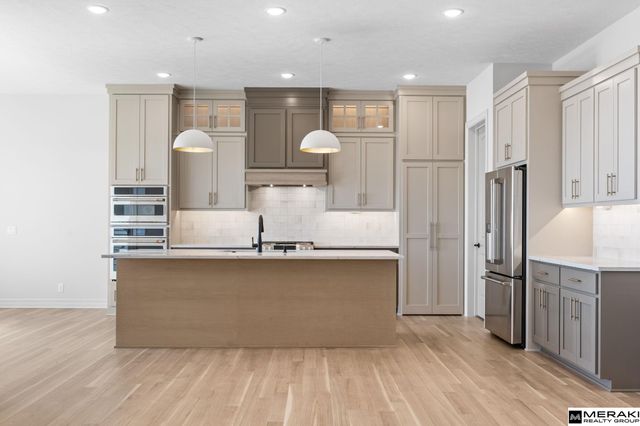 21871 B Street, Elkhorn, NE 68022