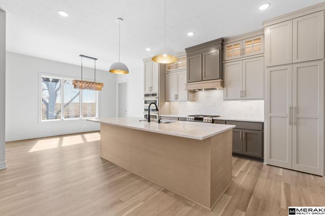 21871 B Street, Elkhorn, NE 68022