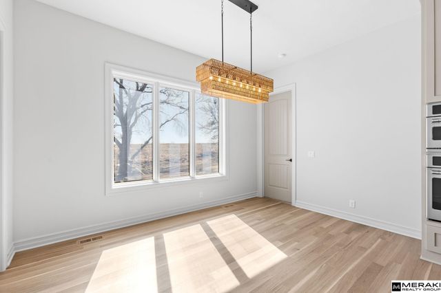 21871 B Street, Elkhorn, NE 68022