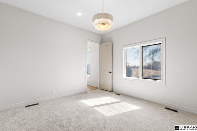 21871 B Street, Elkhorn, NE 68022