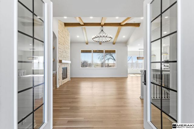 21871 B Street, Elkhorn, NE 68022