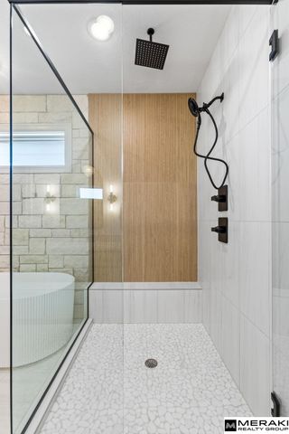 21871 B Street, Elkhorn, NE 68022