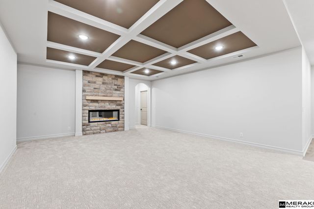 21871 B Street, Elkhorn, NE 68022