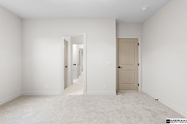 21871 B Street, Elkhorn, NE 68022