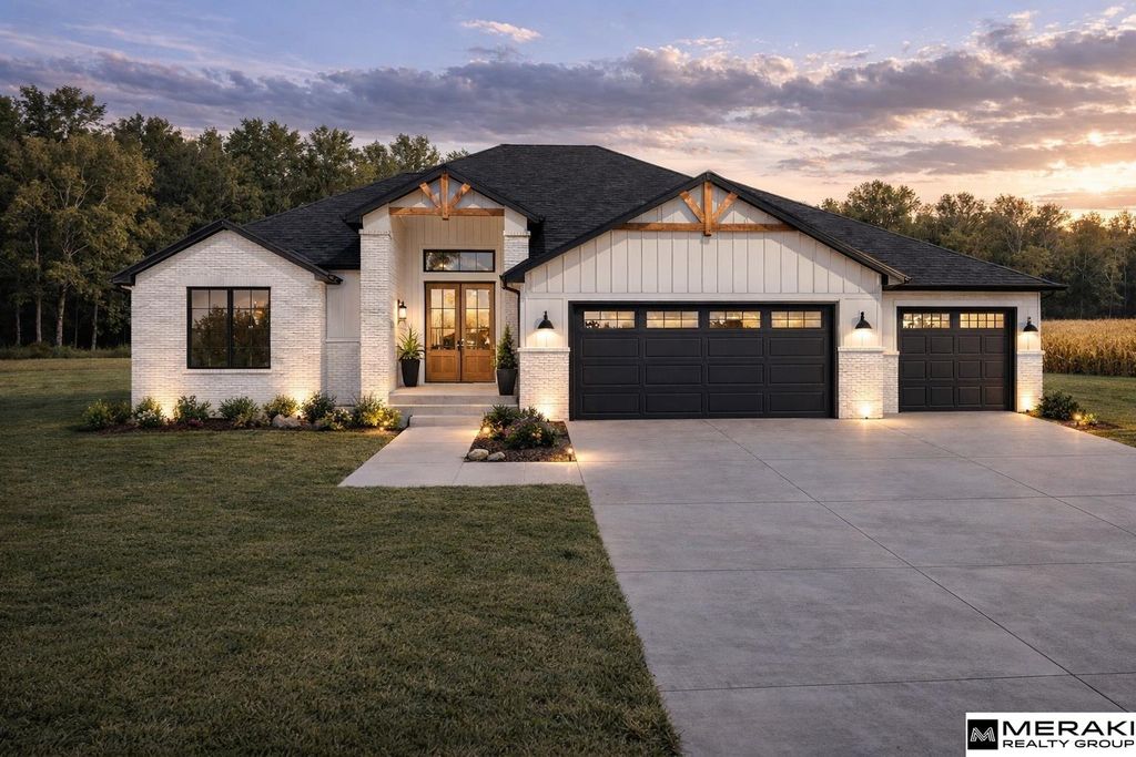 21871 B Street, Elkhorn, NE 68022