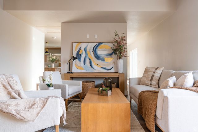 11446 S MOUNTAIN RIDGE CIR, Sandy, UT 84092