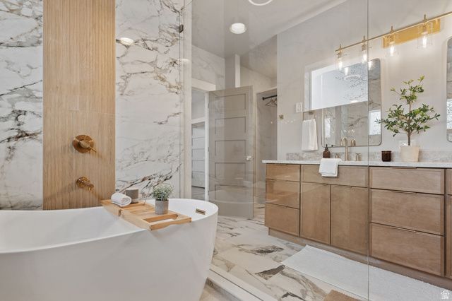 11446 S MOUNTAIN RIDGE CIR, Sandy, UT 84092