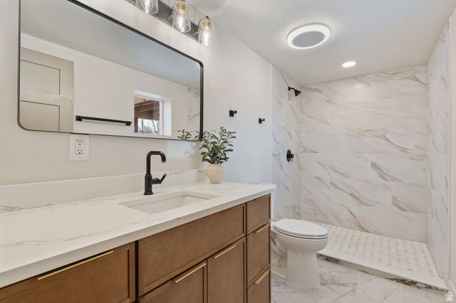 11446 S MOUNTAIN RIDGE CIR, Sandy, UT 84092