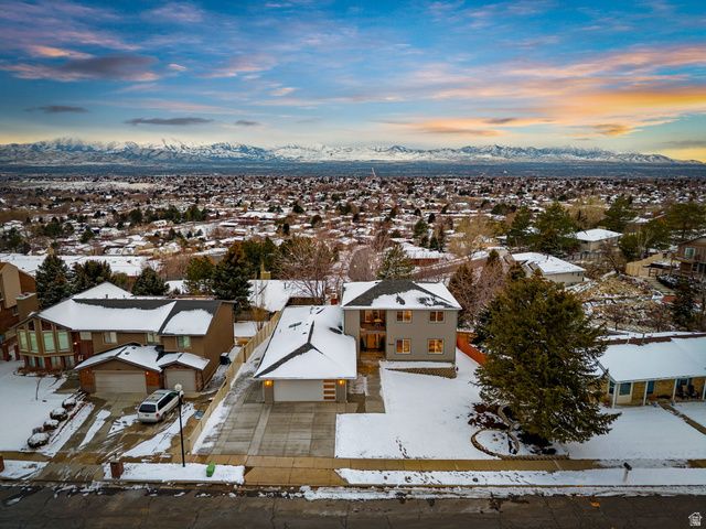 11446 S MOUNTAIN RIDGE CIR, Sandy, UT 84092