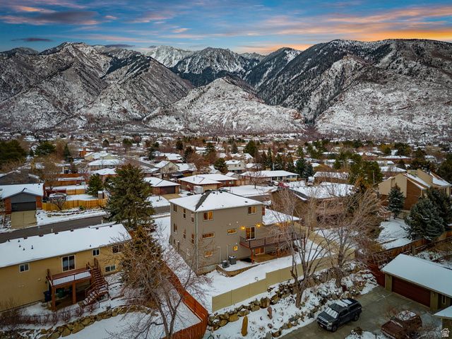 11446 S MOUNTAIN RIDGE CIR, Sandy, UT 84092