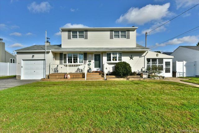 169 N Nassau Avenue, Massapequa, NY 11758