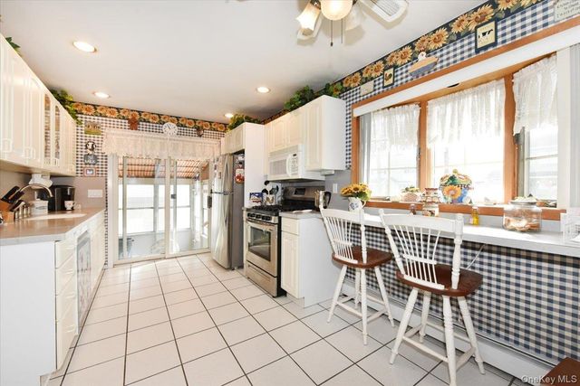 169 N Nassau Avenue, Massapequa, NY 11758
