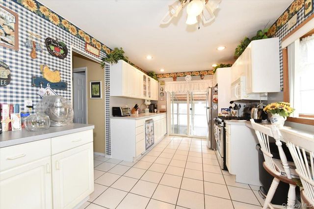 169 N Nassau Avenue, Massapequa, NY 11758