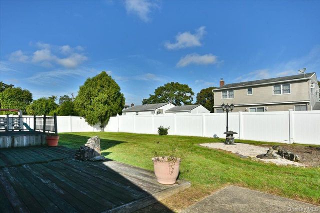 169 N Nassau Avenue, Massapequa, NY 11758