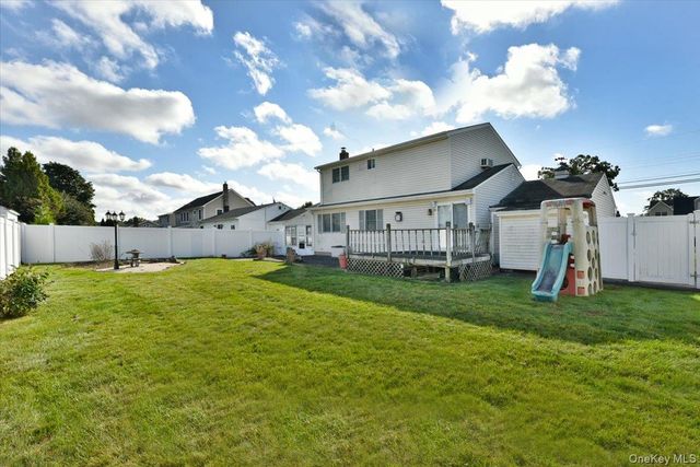169 N Nassau Avenue, Massapequa, NY 11758