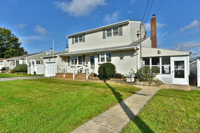 169 N Nassau Avenue, Massapequa, NY 11758