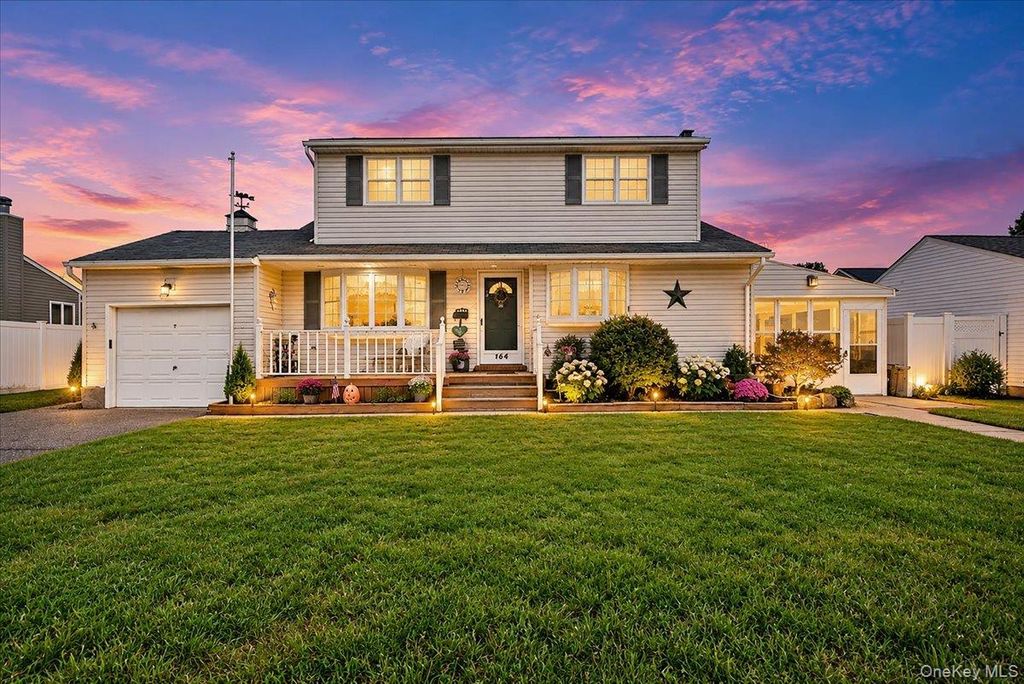 169 N Nassau Avenue, Massapequa, NY 11758