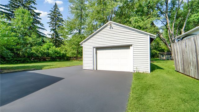 949 Gaywood Lane, Webster, NY 14580
