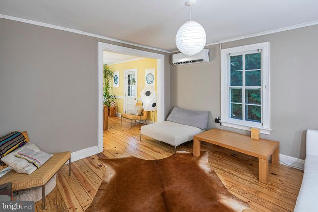 9 MAPLE ST, Hopewell, NJ 08525