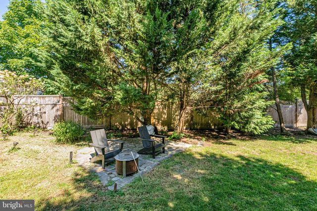 9 MAPLE ST, Hopewell, NJ 08525