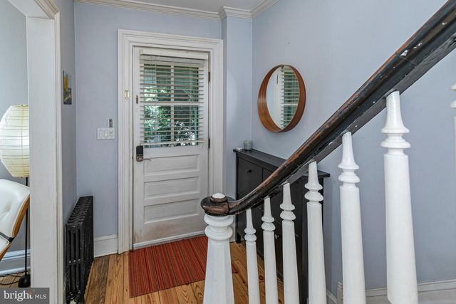 9 MAPLE ST, Hopewell, NJ 08525