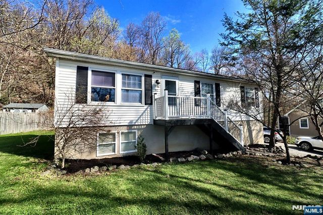 32 Panorama Drive, Sussex, NJ 07461