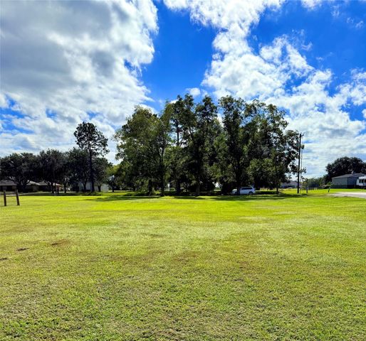 1026 Longhorn Trail, Angleton, TX 77515