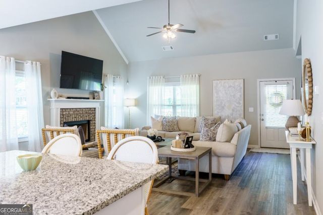 398 Sunset Drive, Statham, GA 30666