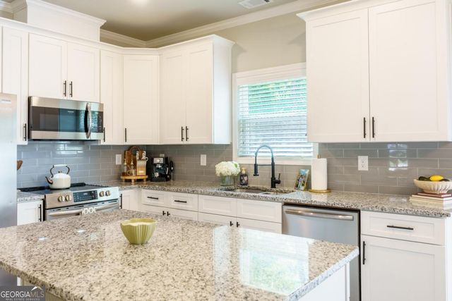 398 Sunset Drive, Statham, GA 30666