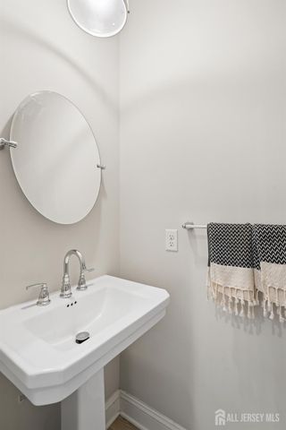 2707 Hayden Court, Monroe, NJ 08831