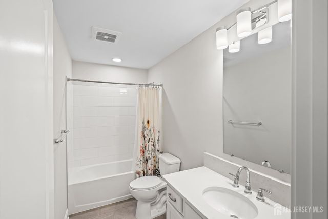 2707 Hayden Court, Monroe, NJ 08831