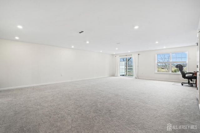 2707 Hayden Court, Monroe, NJ 08831