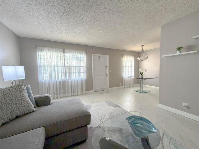 101 Dorset C, Boca Raton, FL 33434