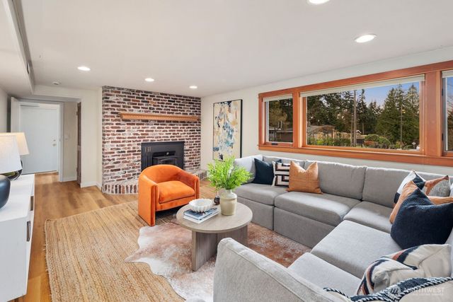 200 NW 177th Street, Shoreline, WA 98177